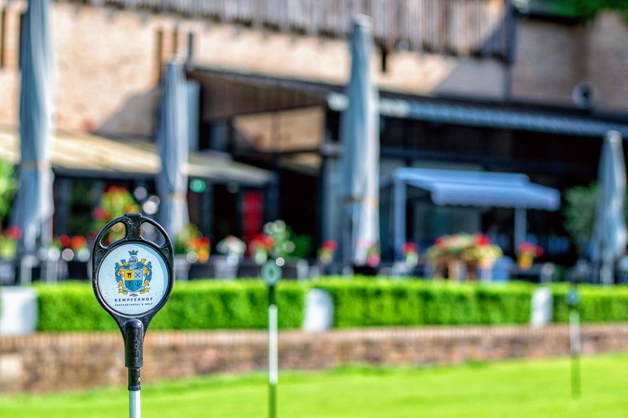Le Kempferhof Golf Et Chateau-Hotel Plobsheim Bagian luar foto