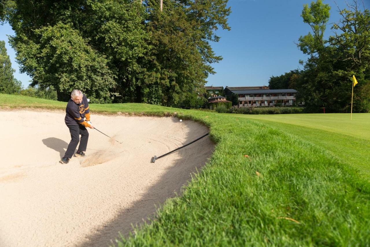 Le Kempferhof Golf Et Chateau-Hotel Plobsheim Bagian luar foto
