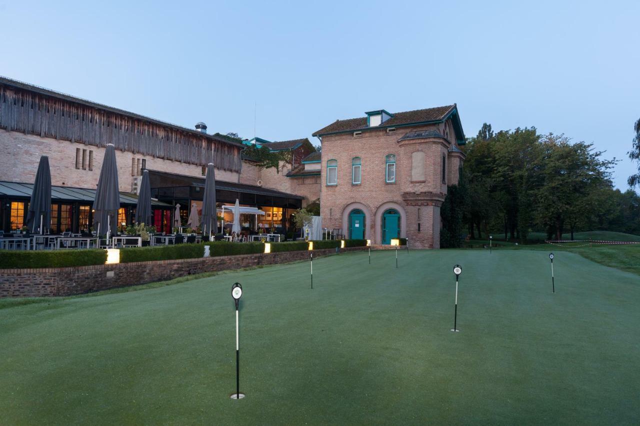 Le Kempferhof Golf Et Chateau-Hotel Plobsheim Bagian luar foto
